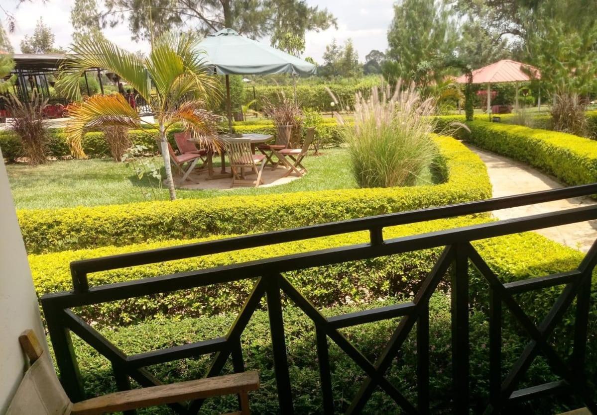 Jabali Country Lodge Kabondo Buitenkant foto